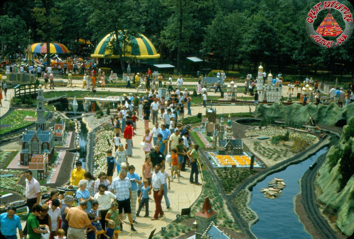 Lightnin' Loops Model at Six Flags Great Adventure